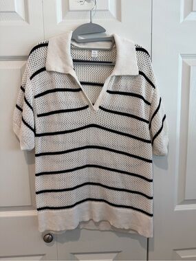 Old navy Women’s White Knit Polo Sweater with Black Stripes- Large